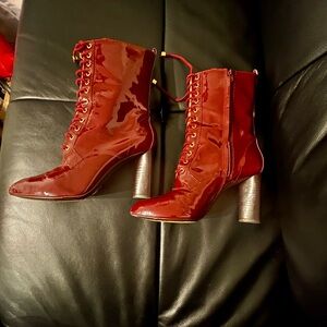 Pour La Victoire Women's Burgundy Patent Leather Boots -Size 7